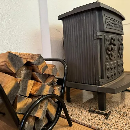 Seoska Kucica-oaza Mira Fojnica